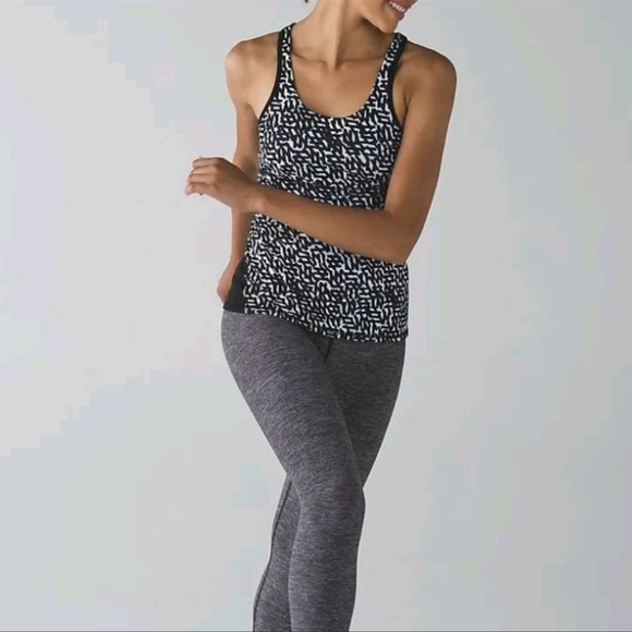 EB Lululemon Crossback Tank Top Black White Print Net Pop Mesh Back - Picture 16 of 16